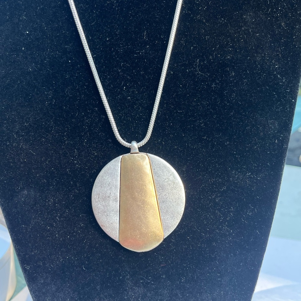 Elegant Silver Tone and Gold Tone Pendant Necklace
